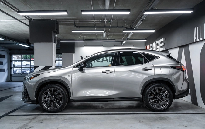Lexus NX cena 279900 przebieg: 50, rok produkcji 2023 z Kraków małe 352
